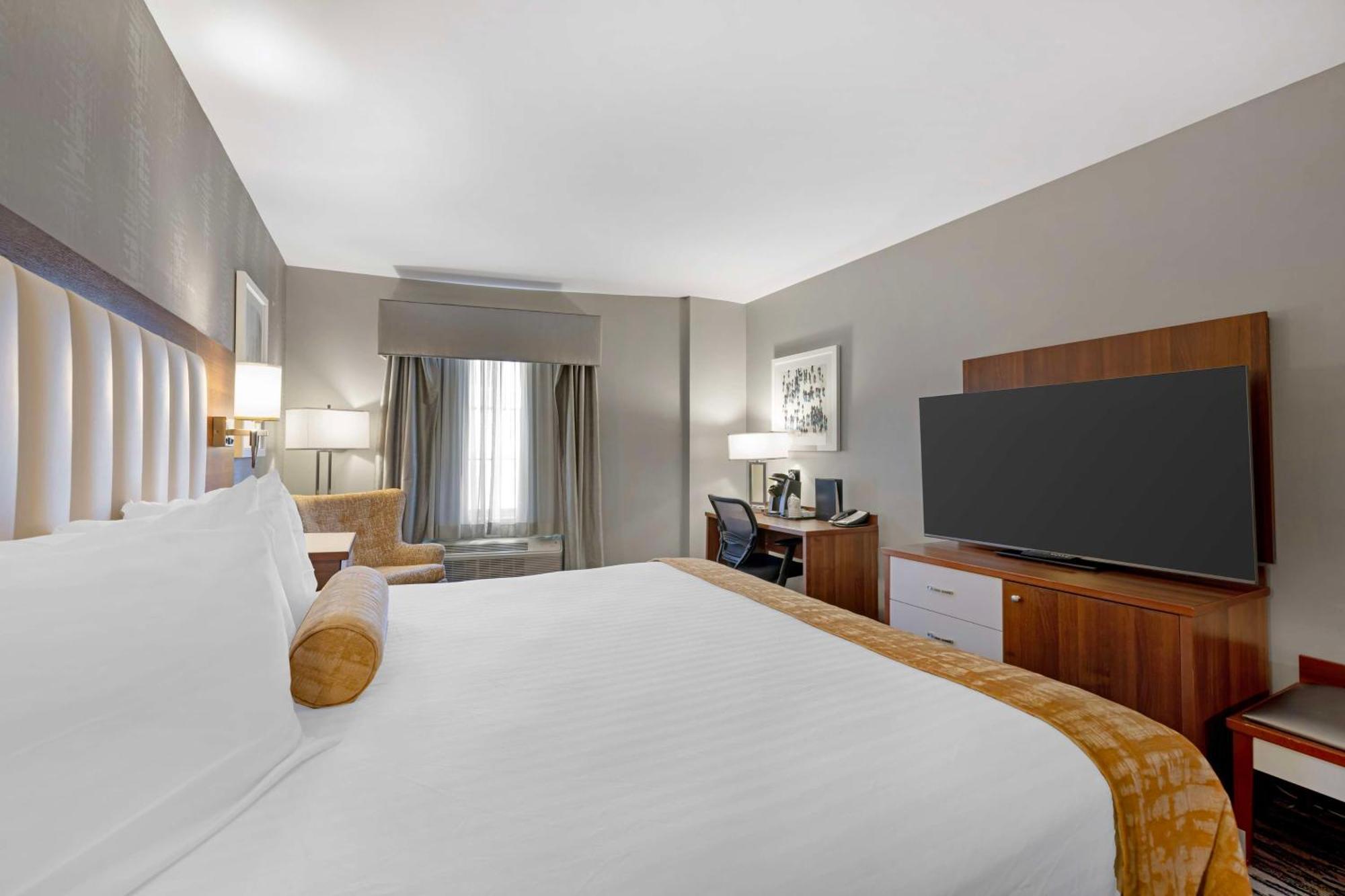 Hotel Western On The Avenue 3*
