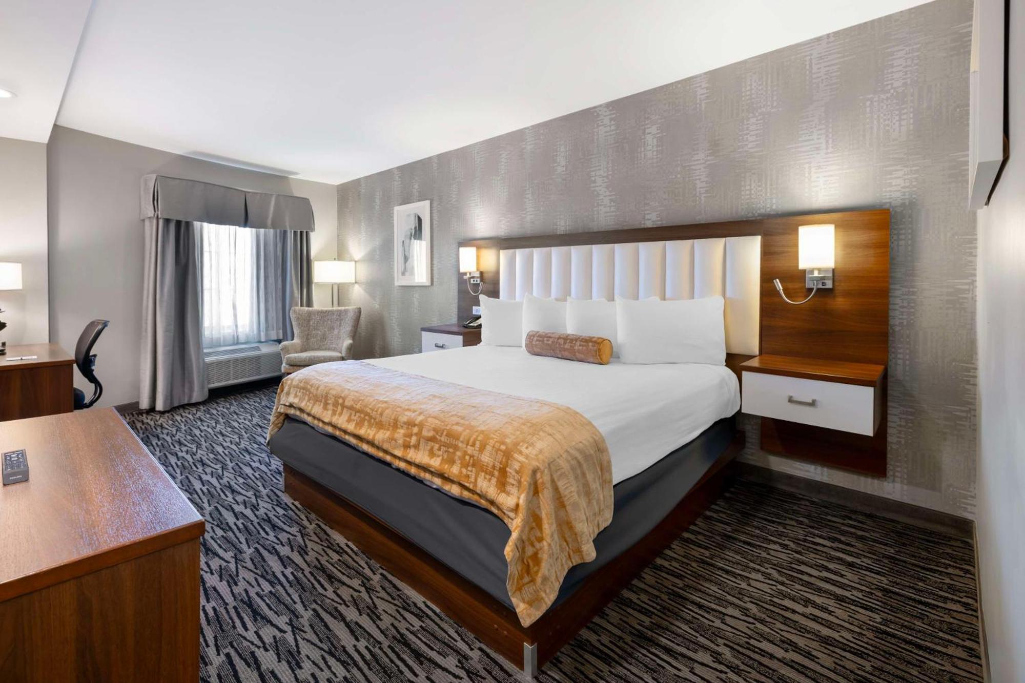 Western On The Avenue Hotel
