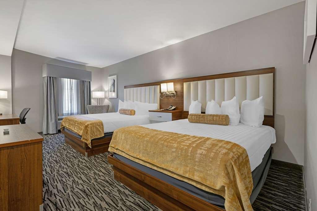 Hotel Western On The Avenue 3*